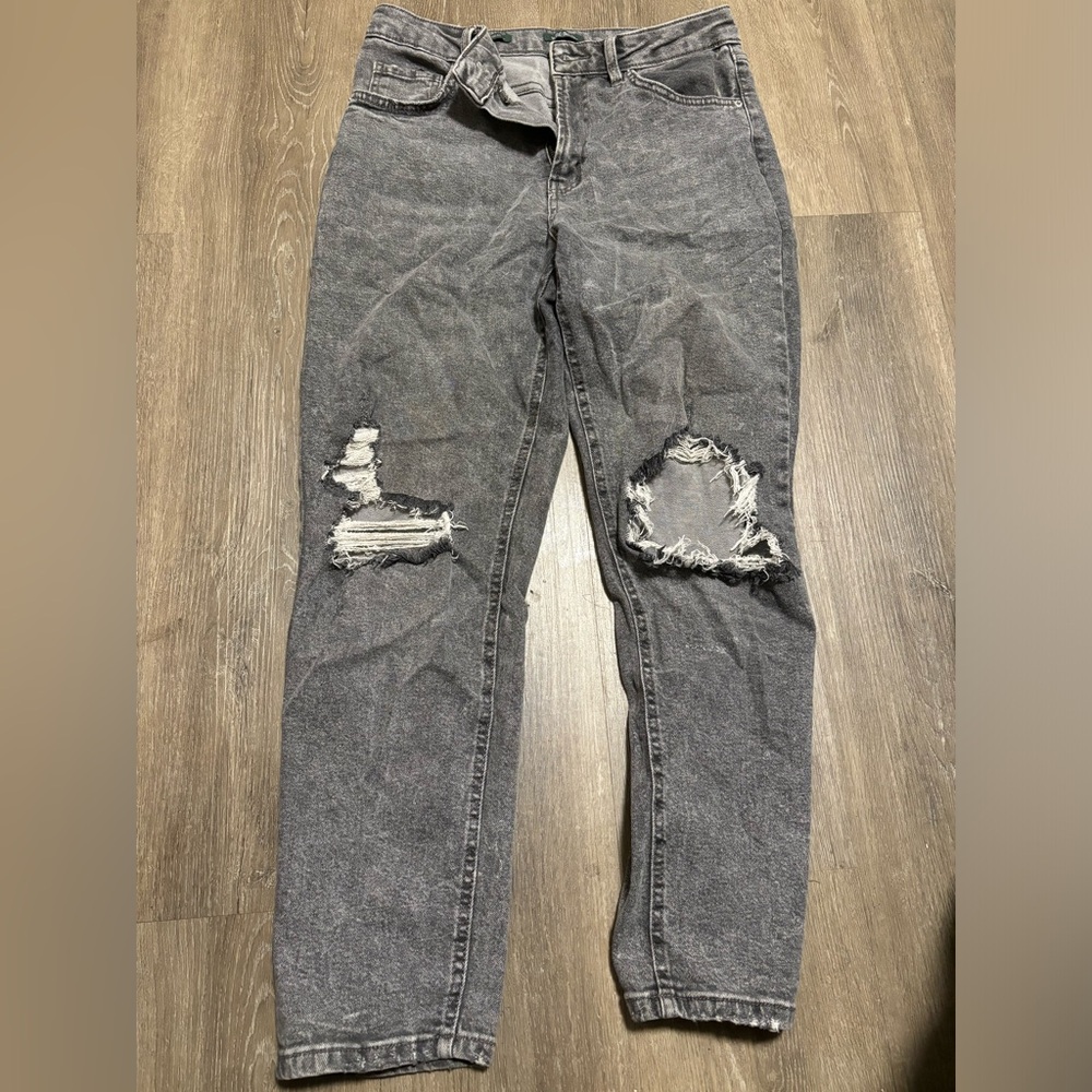 Ripped jeans